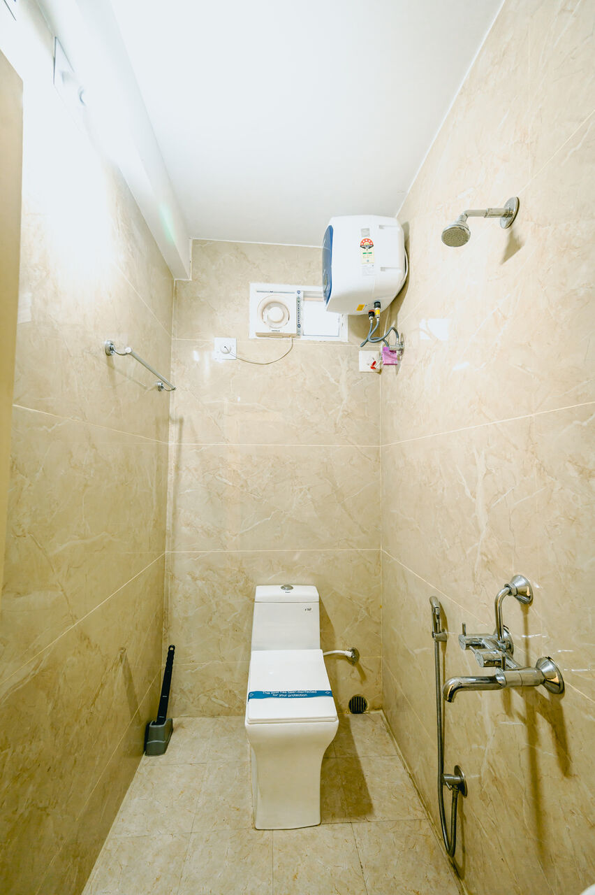 Bhubaneswar, Holiday/Vacation Rentals, Premium Hotel Near KIIT University, Patia, Bhubaneswar &mdash; Livotel