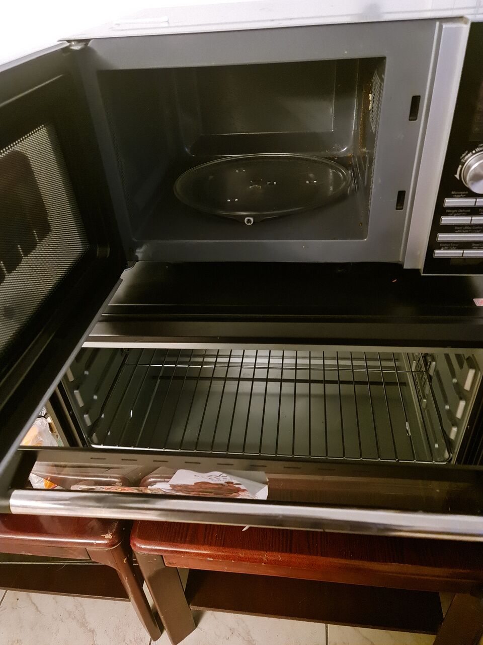 Riyadh, Electronics, SAR 550,  Oven And Microwave