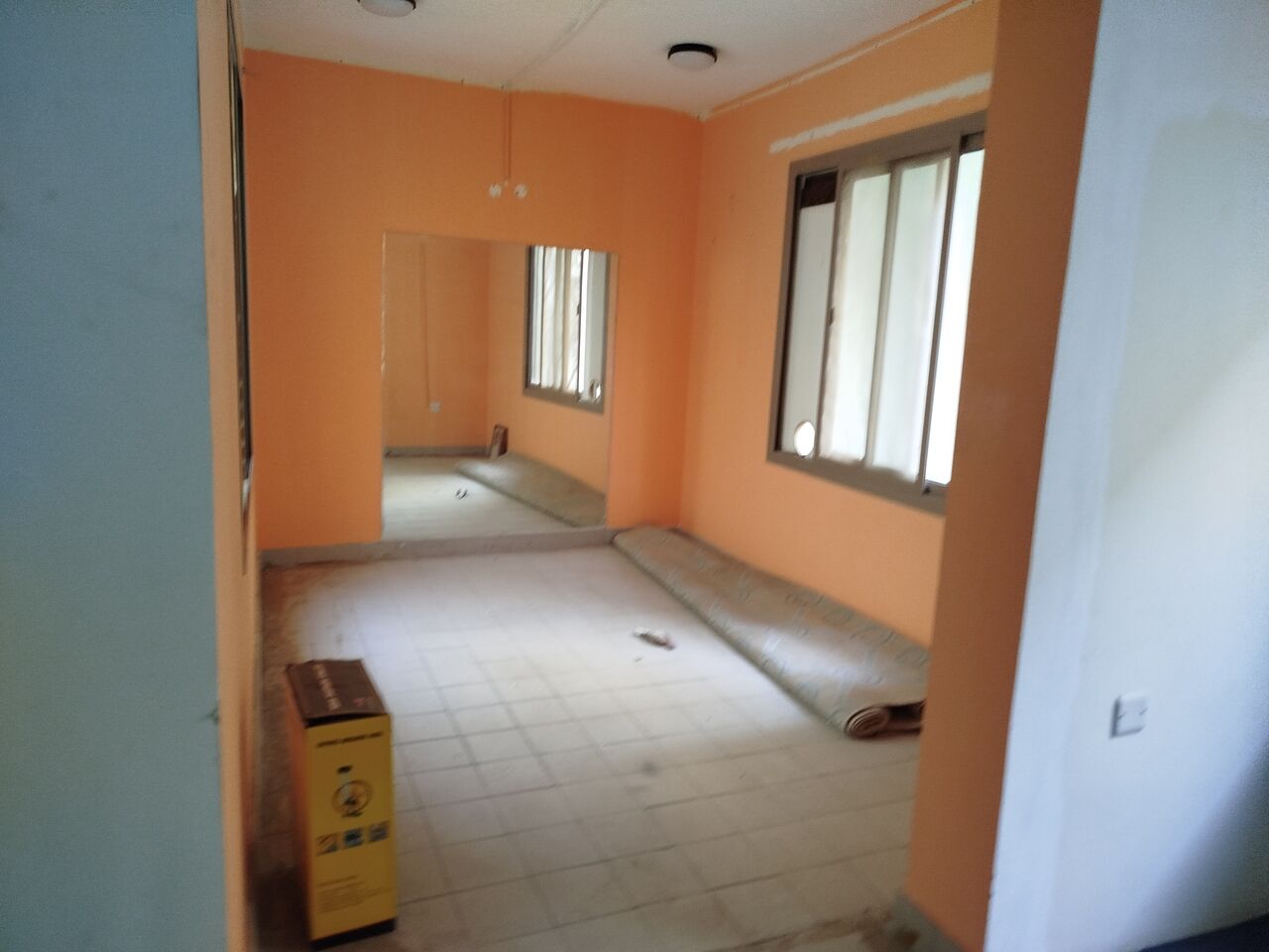 Manama, Shops, BHD 150,  1 Shop Shutter Shop With Big Mezanin Floor In -(((Rus AL Roman)))
