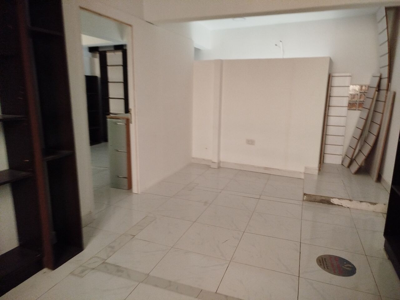 Manama, Shops, BHD 200,  1 Shop Shutter Shop With.  Mezanin Floor In -(((Rus AL Roman)))