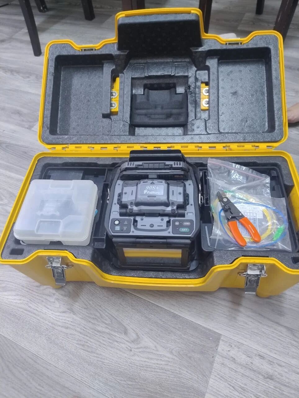 Jeddah, Electronics, SAR 13500,  Fujikura 90S Plus Fusion Splicer For Sale