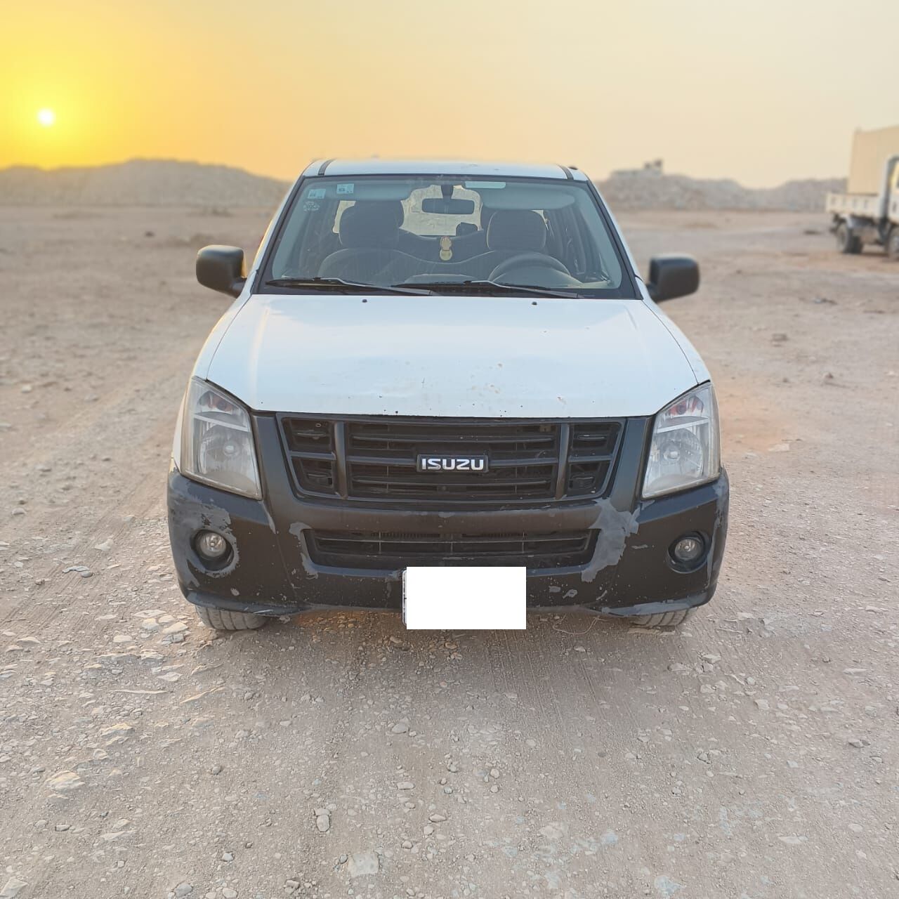 Riyadh, Vehicles, Cars & Trucks , SAR 19000,  Isuzu,  2009,  Manual,  500000 KM,   Pickup 2.5TD , 19000 SAR