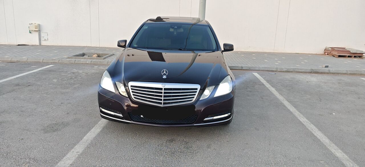 Riyadh, Vehicles, Cars & Trucks , SAR 40000,  Mercedes-Benz 300,  2012,  Automatic,  210 KM,  Mercedes Benz E300