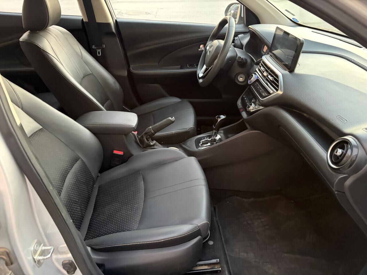 Riyadh, Vehicles, Cars & Trucks , SAR 25000,  Changan Alsvin V7,  2024,  Automatic,  80000 KM,
