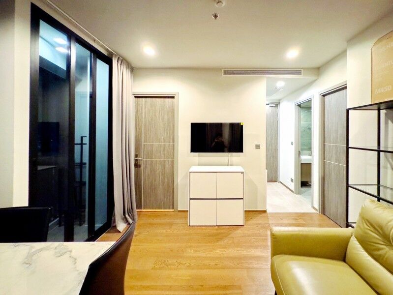Bangkok, Villas, THB 38998,  1 Sq. Meter,  BTS Victory Monument 100 M. 47 Sq M., 37th Floor, For Rent Ideo Q Victory, 2 Bedrooms, 1