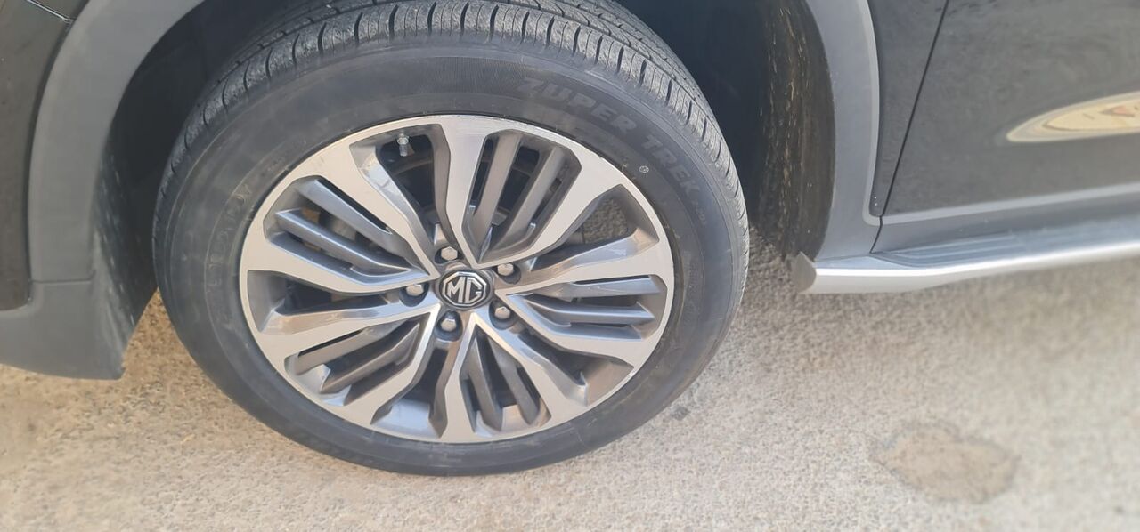 Riyadh, Vehicle Lease Transfer, SAR 2400,  MG Rx8 Lux Black-2022 Ready For Lease Transfer Or Cash Deal