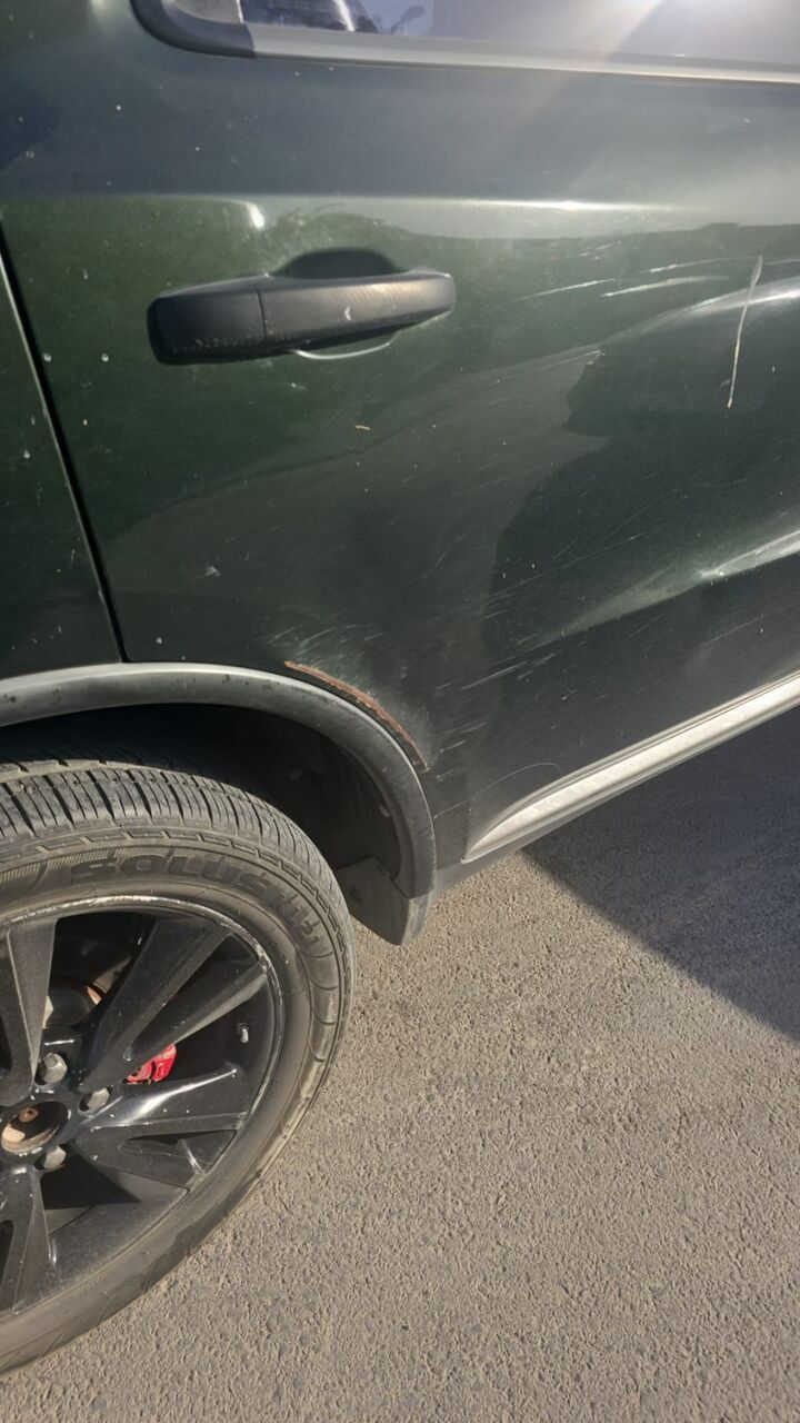 Riyadh, Vehicles, Cars & Trucks , SAR 17500,  Dodge Durango,  2011,  Automatic,  267000 KM,   V8 5.7 Fully Equiped