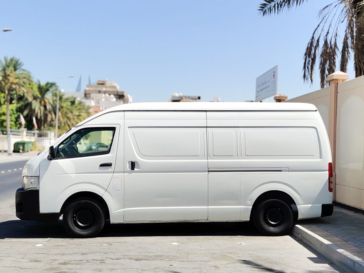 Kabul, Vehicles, Cars & Trucks , BHD 3800,  TOYOTA HIACE HIGHROOF,  2013,  Manual,  185000 KM,   CARGO