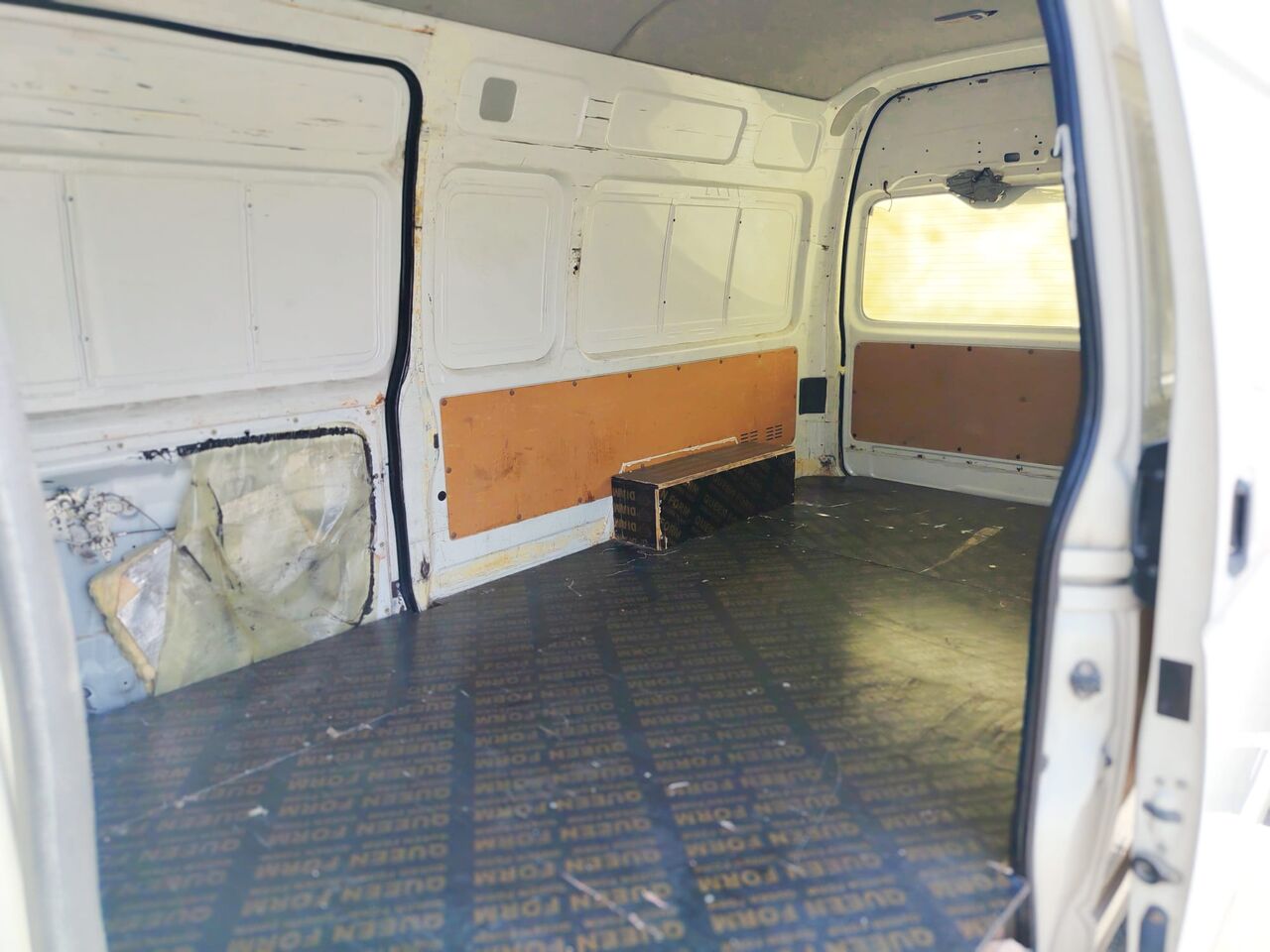 Kabul, Vehicles, Cars & Trucks , BHD 3800,  TOYOTA HIACE HIGHROOF,  2013,  Manual,  185000 KM,   CARGO