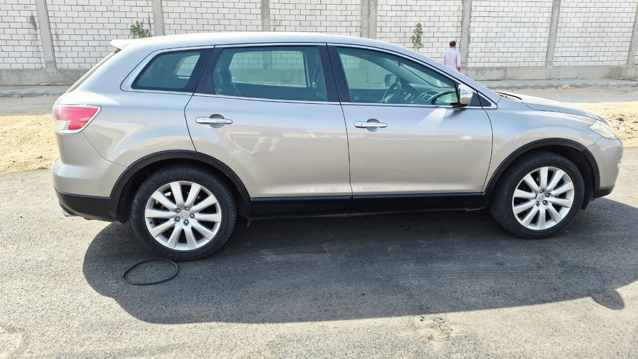 Jeddah, Vehicles, Cars & Trucks , SAR 30000,  Mazda CX-09,  2009,  Automatic,  283000 KM,  Mazda Cx-9 Full Option  Model For Sale