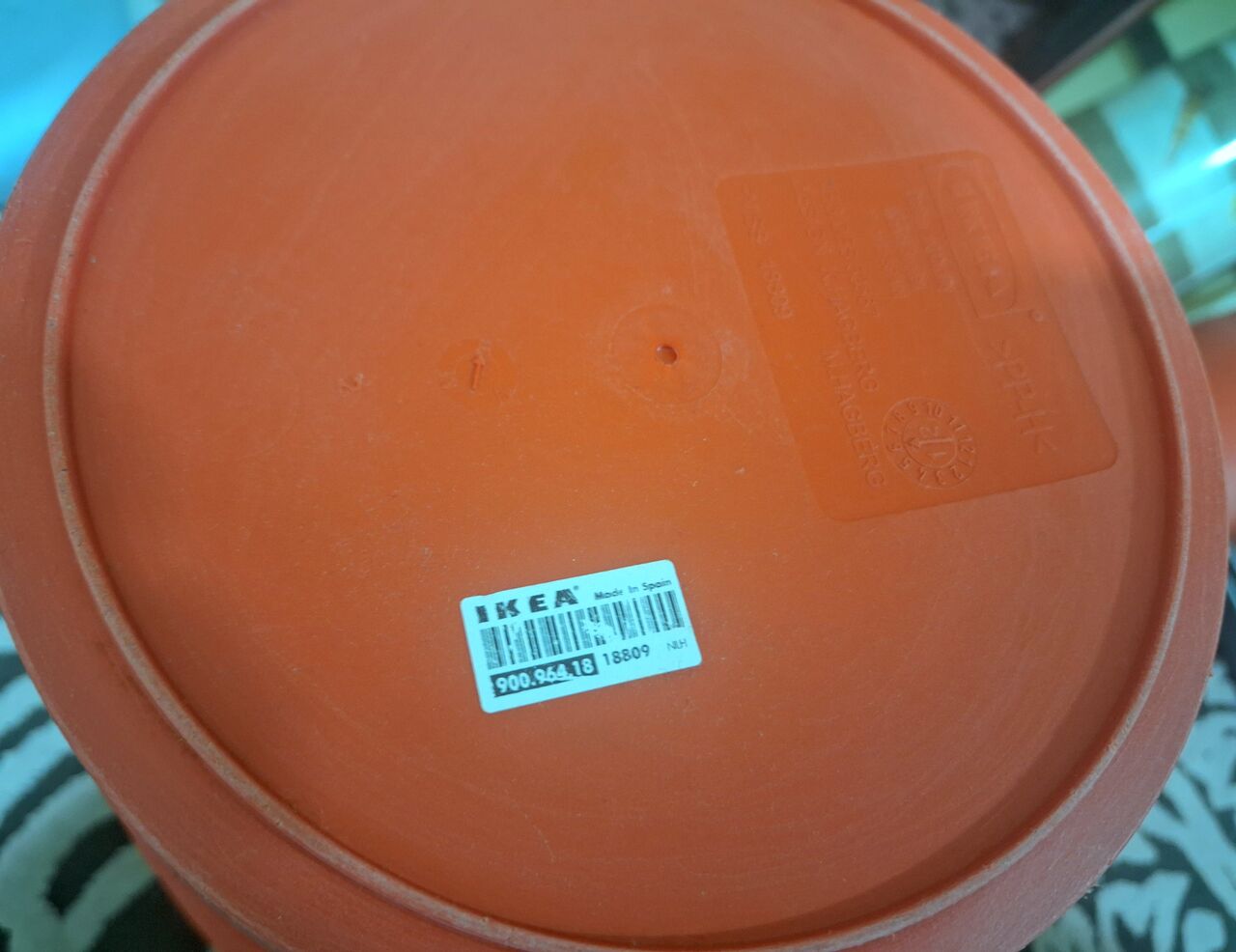 Riyadh, Household Items, SAR 120,  Drawer Unit, Stand Lamp, Wall Mirror, Waste Bin