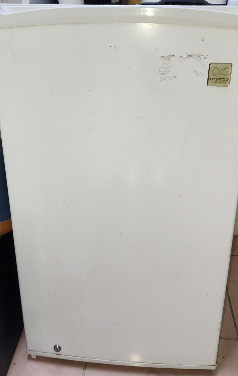 Al Malaz, Household Items, SAR 350,  Daewoo Mini Refrigerator One Door