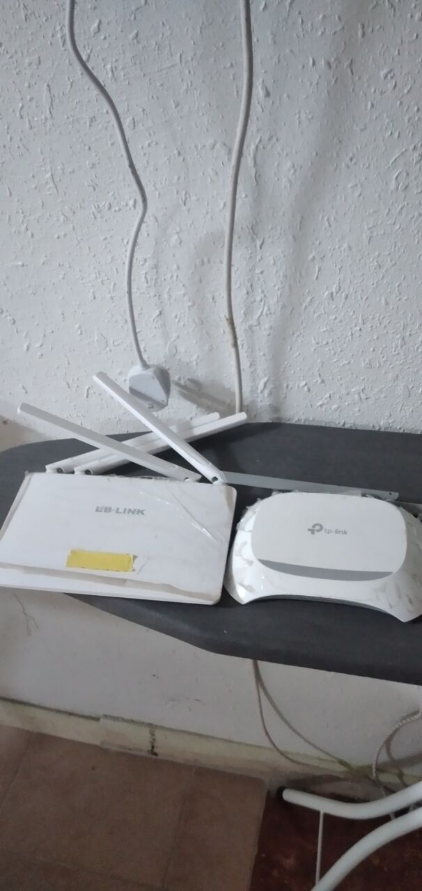 Khobar, Appliances, SAR 100,  WIFI 5g Modom 2piece With 40 Mtr Cable