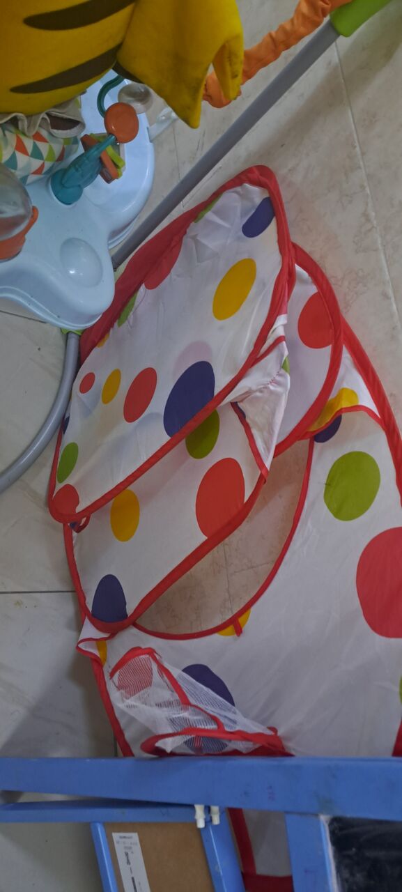 Jeddah, Baby & Kid Stuff, Free Kids Stuff For Playing Ride  And  Ballon Home For Free In Jeddah Faisaliyah.