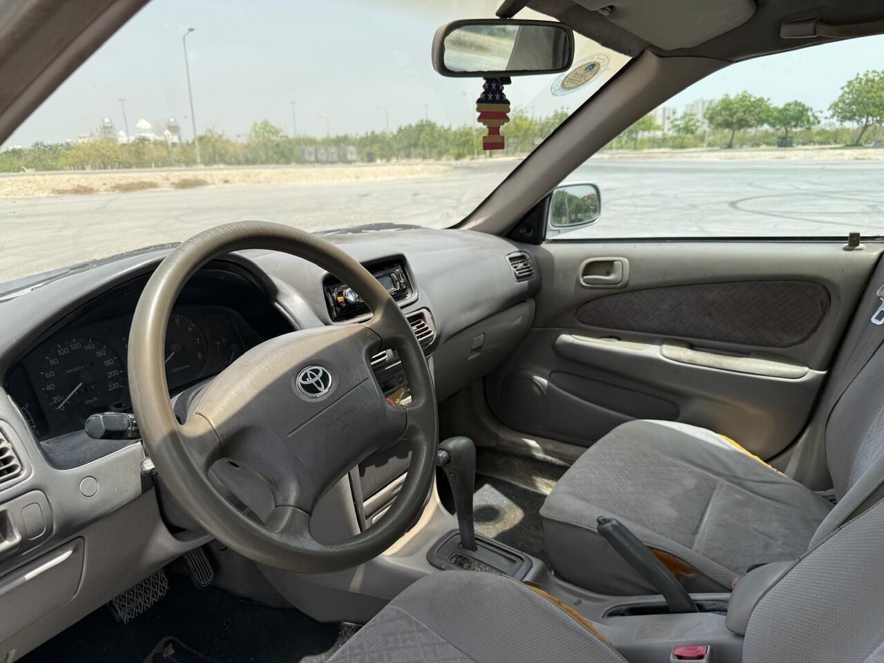 Manama, Vehicles, Cars & Trucks , BHD 850,  Toyota Corolla,  2000,  Automatic,  2335667 KM,