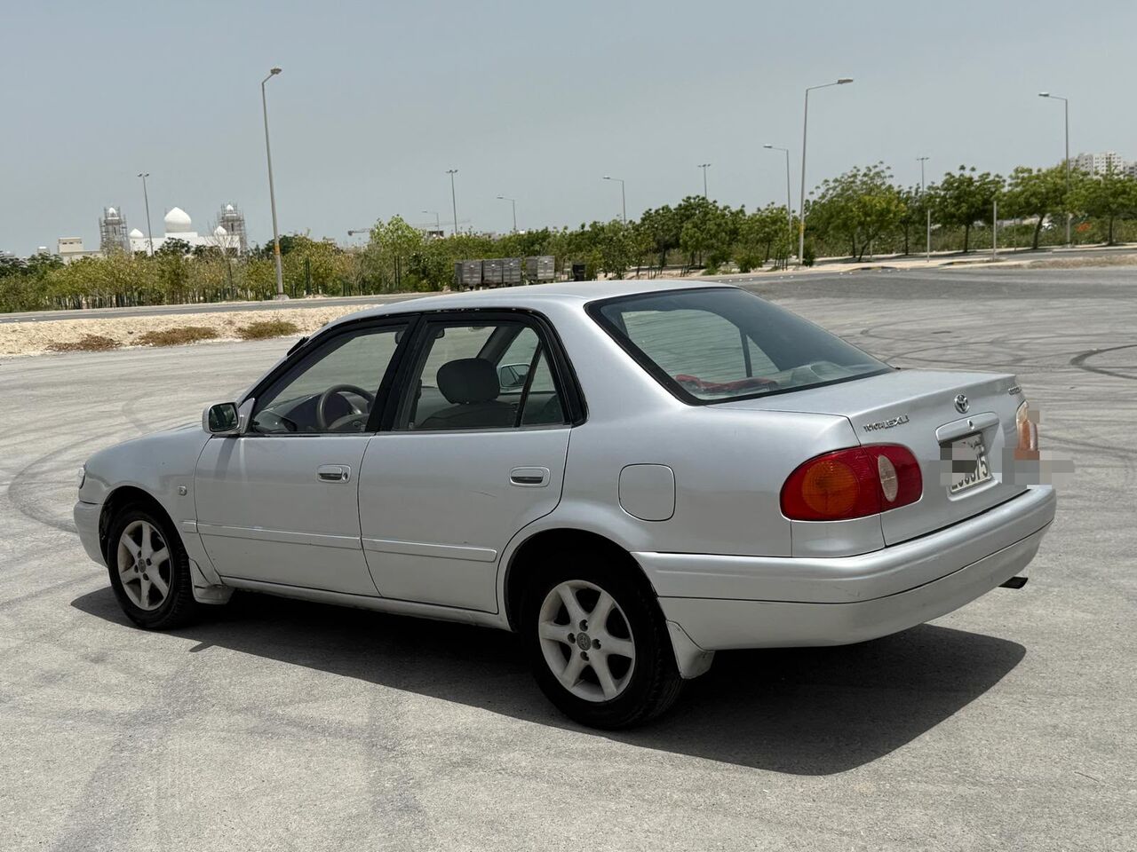 Manama, Vehicles, Cars & Trucks , BHD 850,  Toyota Corolla,  2000,  Automatic,  2335667 KM,