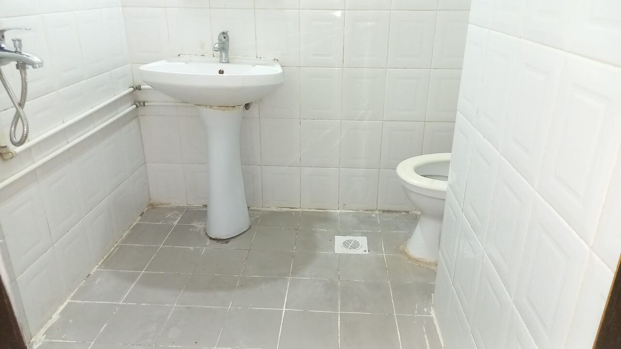 Gudaibiya, Apartments, Flats, Houses & Villas, BHD 250/month,  2 BR,  # 2 BEDROOMS,2 BATHROOMS,HALL,KITCHEN,WITH A/C,EWA UNLIMITED ,FLAT FOR RENT#