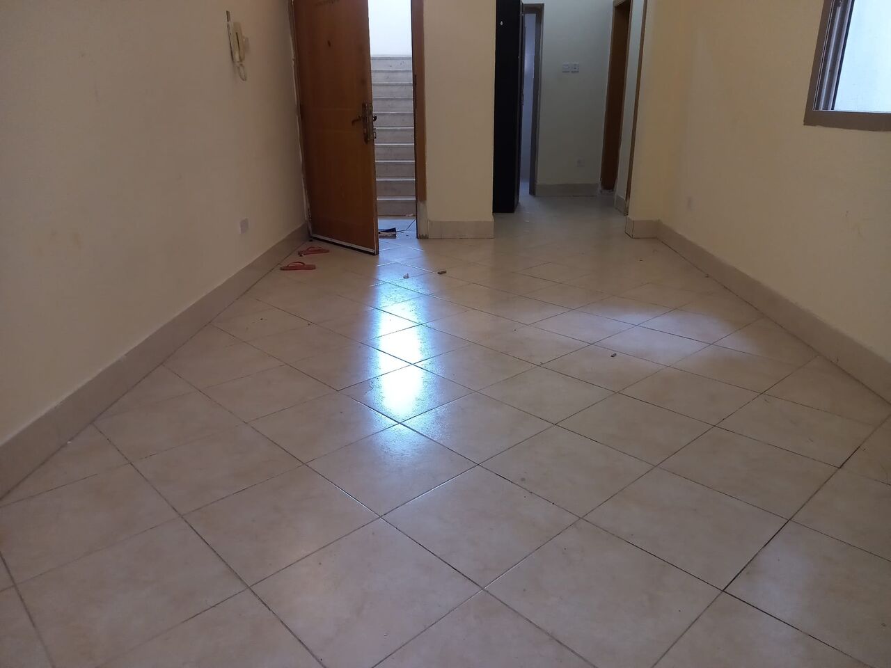 Gudaibiya, Apartments, Flats, Houses & Villas, BHD 210/month,  2 BR,  # 2  BEDROOMS,2  BATHROOMS,HALL, KITCHEN,FLAT FOR RENT IN GUDAIBIYA NEAR TO SN PINOY-210#