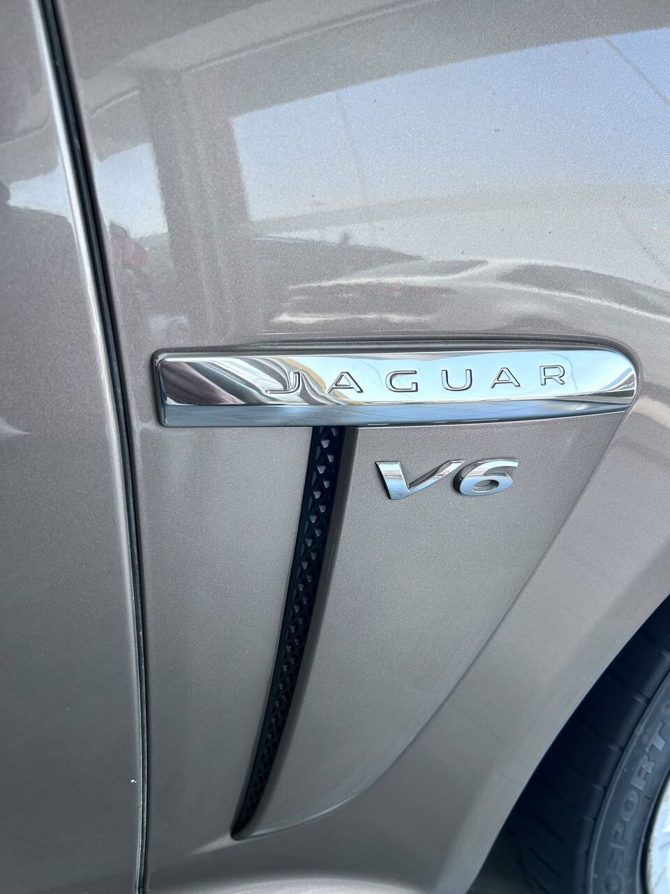 Manama, Vehicles, Cars & Trucks , BHD 4500,  Jaguar XF,  2015,  Automatic,  9600 KM,    Full Option Car For Sale