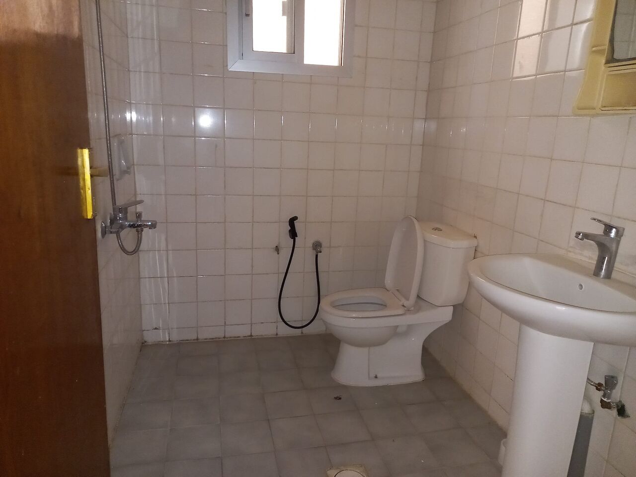Hoora, Apartments, Flats, Houses & Villas, BHD 150/month,  2 BR,  # 2  BEDROOMS,2  BATHROOMS,HALL, KITCHEN,BALCONY,FLAT FOR RENT IN HOORA#
