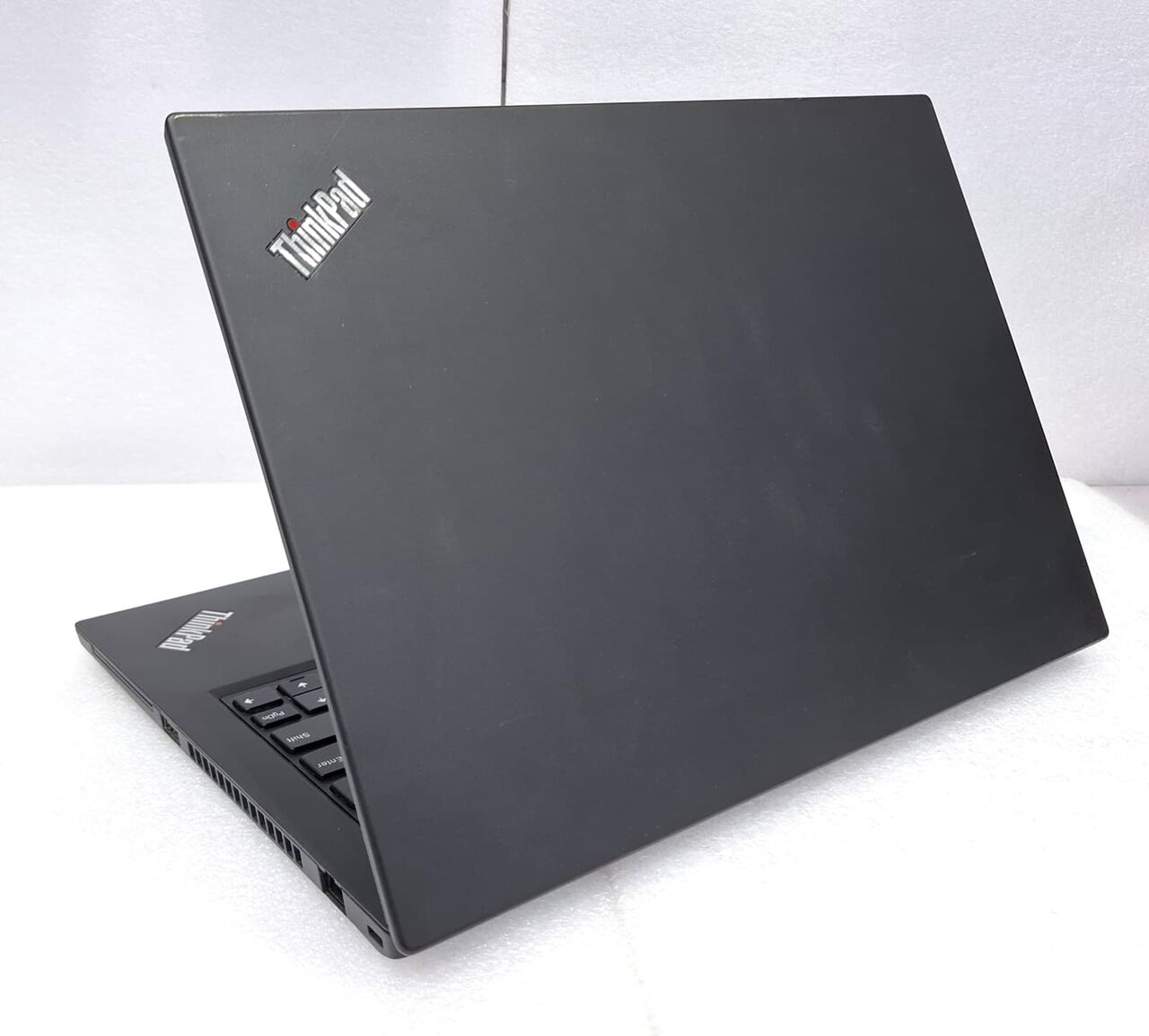 Riffa, Computers, BHD 108,  Summer Offer Lenovo ThinkPad Core I7 8th Generation Laptop 14"FHD IPS Screen 16GB DDR4 RAM