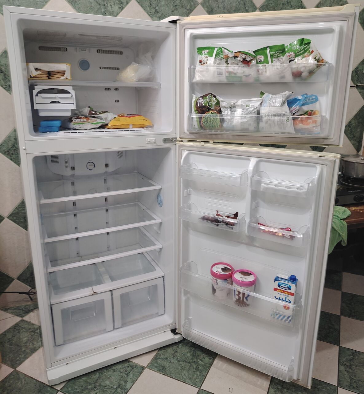 Al Rawdah, Household Items, SAR 600,  Samsung Refrigerator 421 Litre