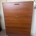 SAR 285,  🌟 Elegant 3-Tier Shoe Cabinet – Excellent Condition 🌟