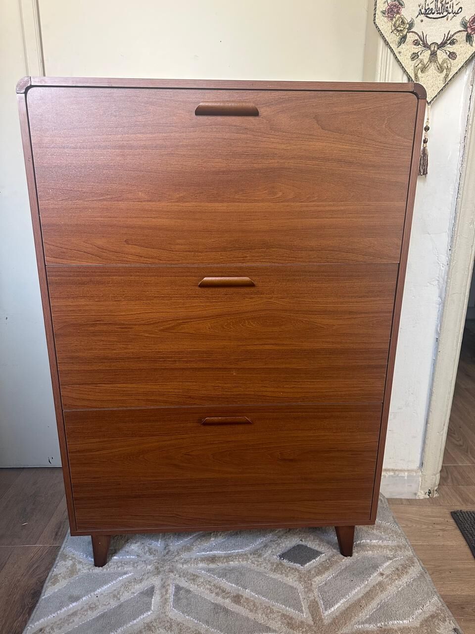 Riyadh, Furniture, SAR 285,  🌟 Elegant 3-Tier Shoe Cabinet – Excellent Condition 🌟