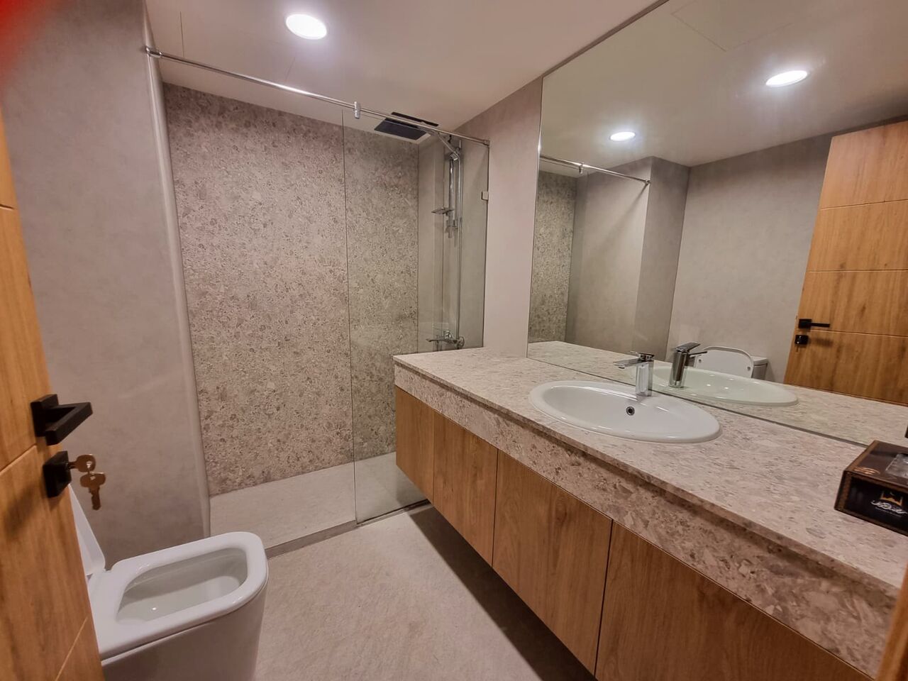 Amwaj Islands, Apartments, Flats, Houses & Villas, BHD 500/month,  Furnished,  3 BR,  140 Sq. Meter,  Modern 3 BR FF Apartment With Balcony