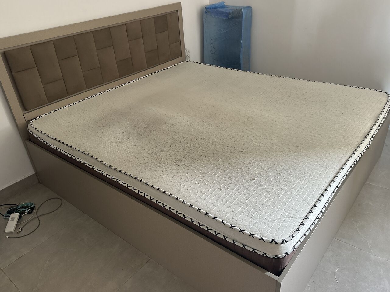 Jeddah, Furniture, SAR 10001500,  Bed