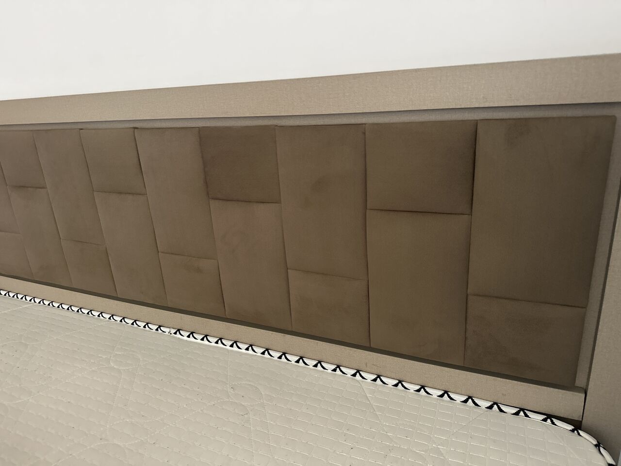 Jeddah, Furniture, SAR 10001500,  Bed