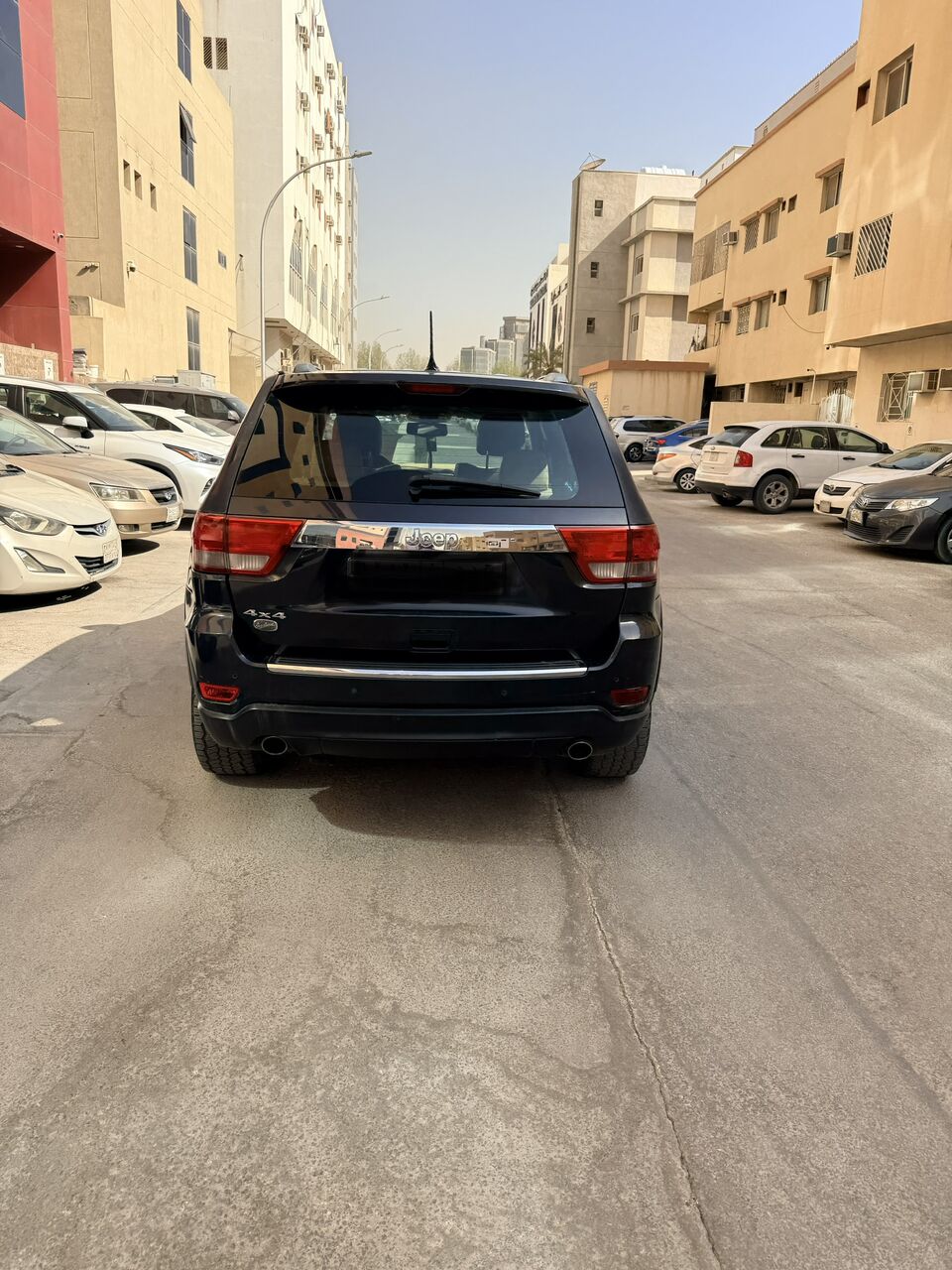 Riyadh, Vehicles, Cars & Trucks , SAR 30,  Jeep Grand Cherokee 2013 SUV (Overland) Version,  2013,  Automatic,  200000 KM,  Jeep Grand Cherokee  SUV (Overland) Version