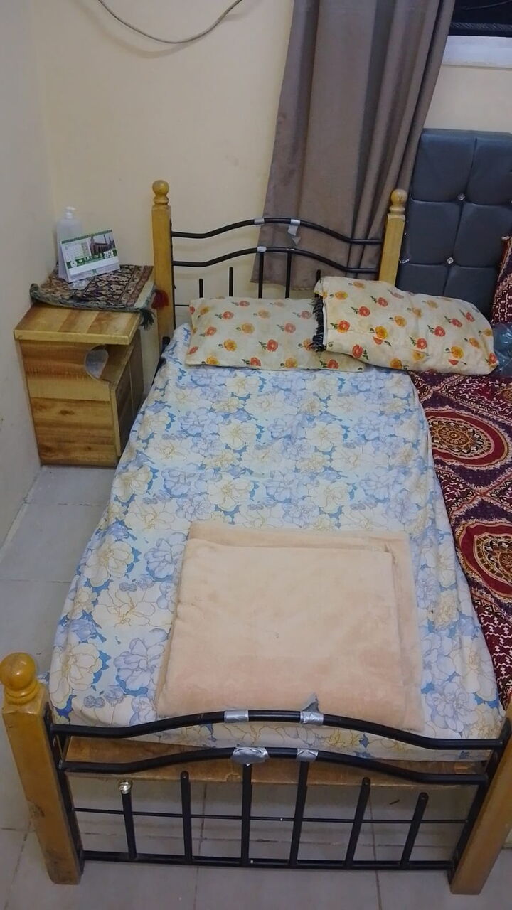 Riyadh, Furniture, SAR 300,  QUEEN SIZE BED