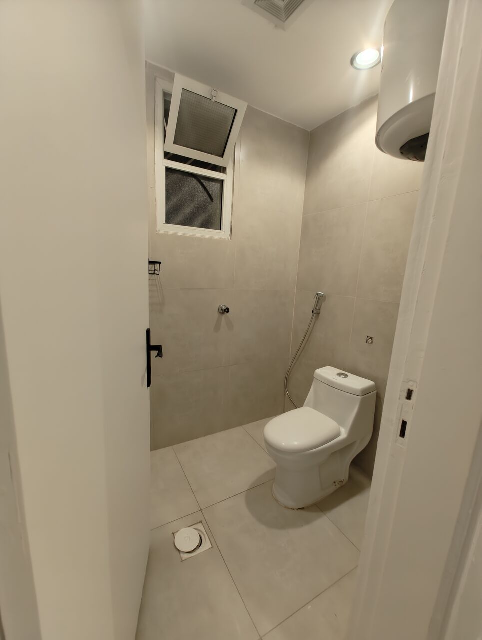 Al Malaz, Apartments, Flats, Houses & Villas, SAR 23000/year,  1 BR,  Studio Family Apartment Available In Al Malaz Jarir