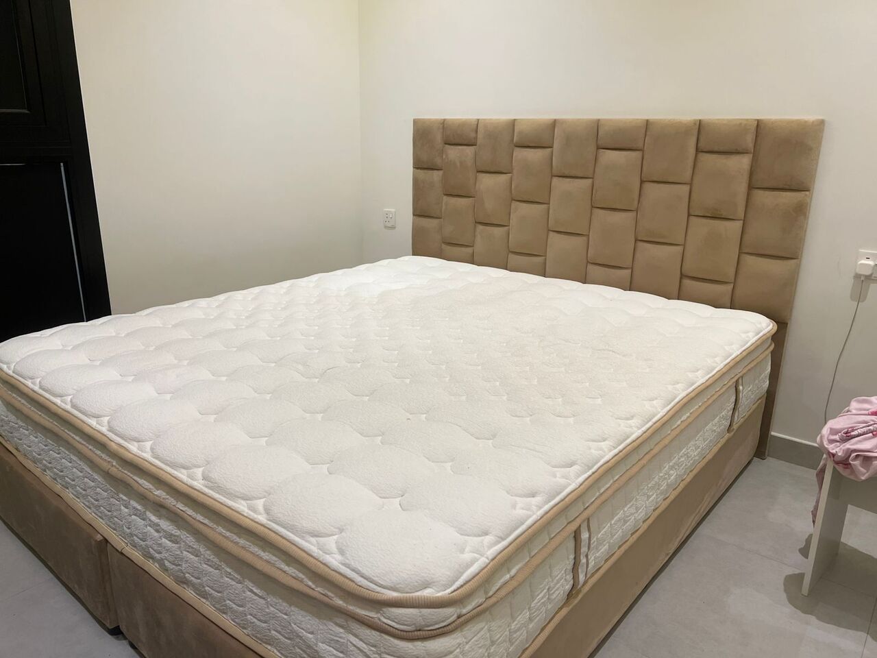 Riyadh, Furniture, SAR 1505,  Urgent Furniture Sale - Expat Leaving