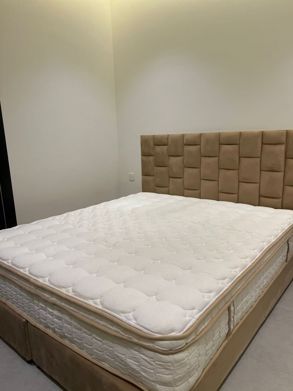 Riyadh, Furniture, SAR 1505,  Urgent Furniture Sale - Expat Leaving