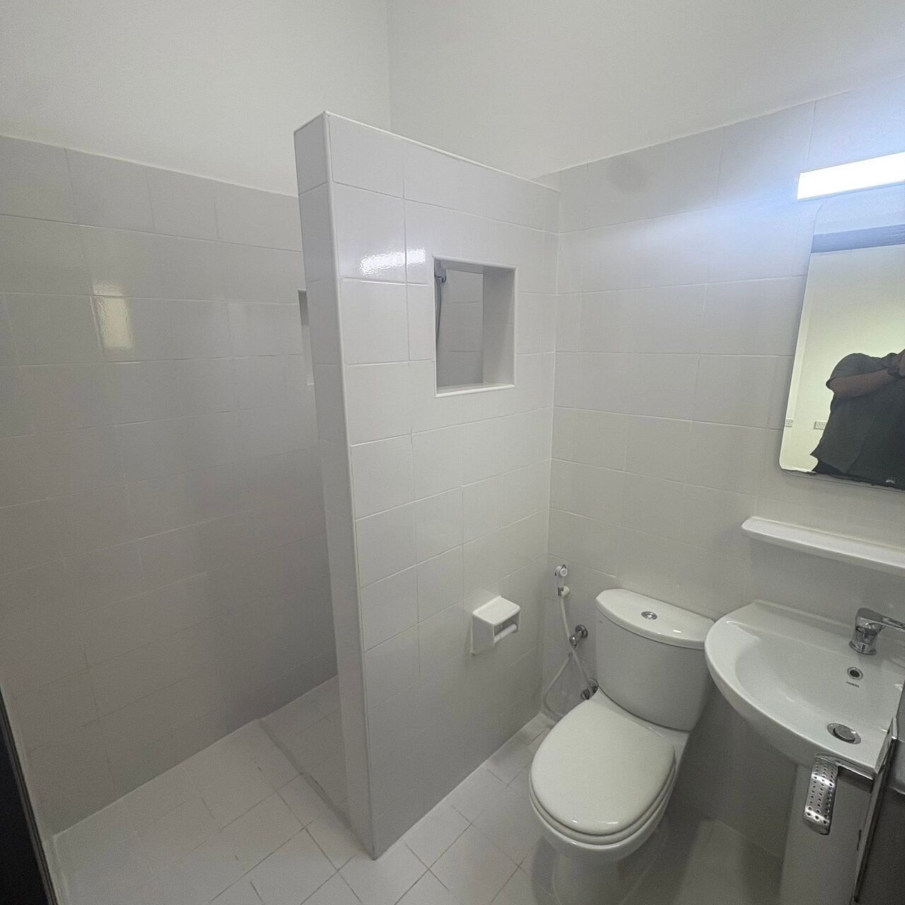 Adliya, Apartments, Flats, Houses & Villas, BHD 250/month,  2 BR,  140 Sq. Meter,  Big 2 Bed Room 2 Bathroom Apartment