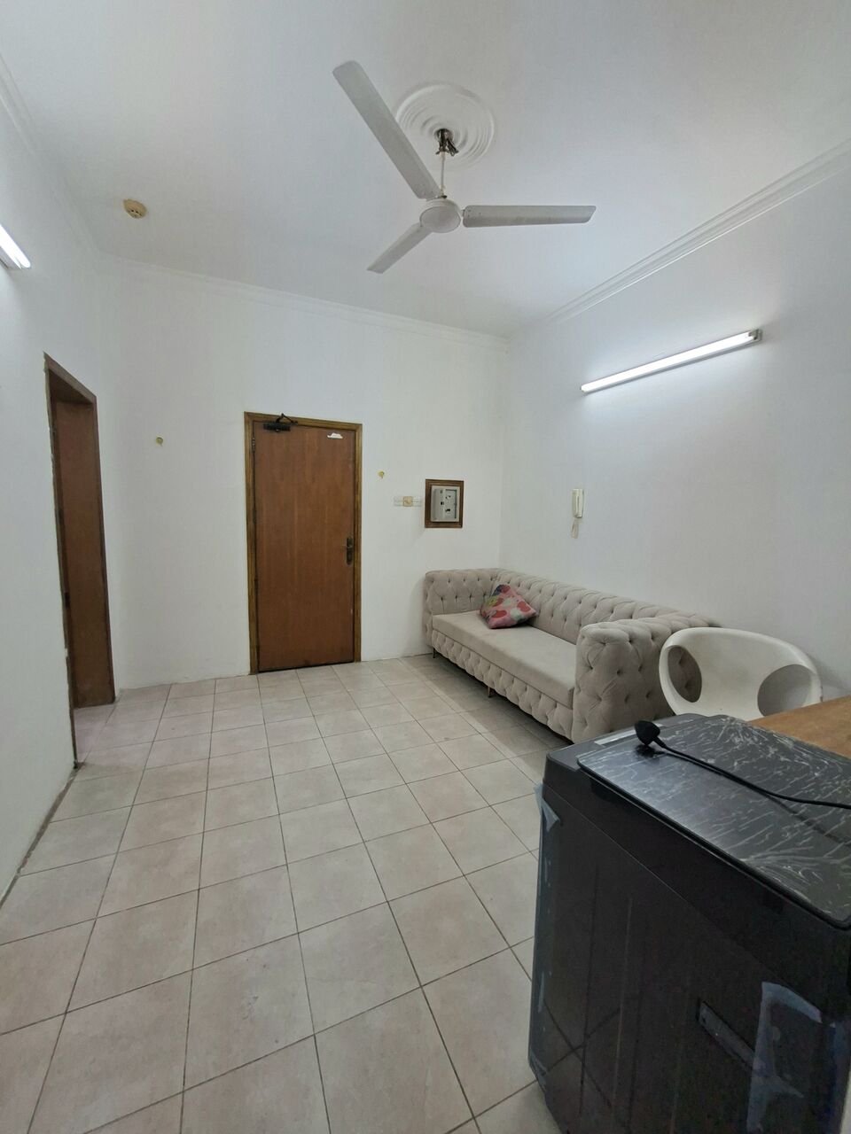 Hoora, Apartments, Flats, Houses & Villas, BHD 190/month,  Furnished,  1 BR,  Fully Furnished Family 1 BHK With Ewa In Hoora,Neat & Clean Flat @ 35547951