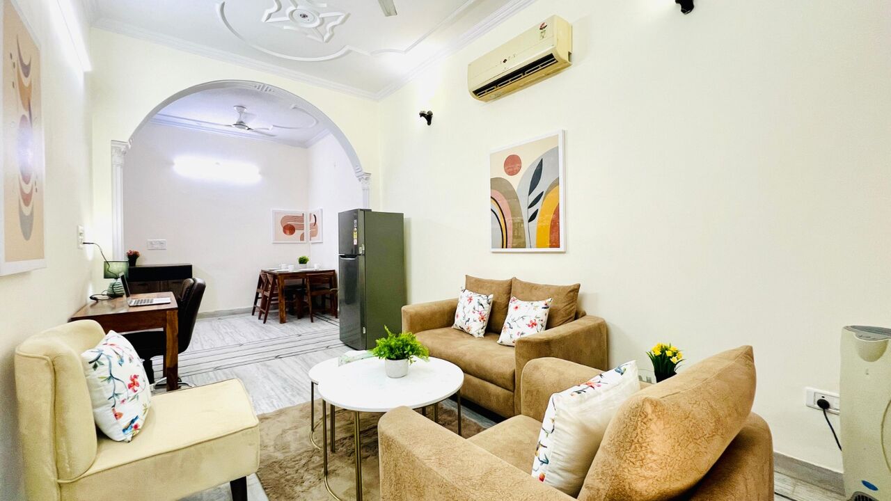 Rohini, Apartments, Flats, Houses & Villas, INR 8589/day,  1 BR,  650 Sq. Meter,  Fully Furnished Modern 2 BHK Rohini