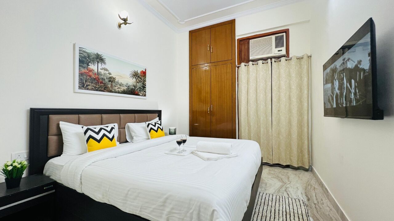 Rohini, Apartments, Flats, Houses & Villas, INR 8589/day,  1 BR,  650 Sq. Meter,  Fully Furnished Modern 2 BHK Rohini