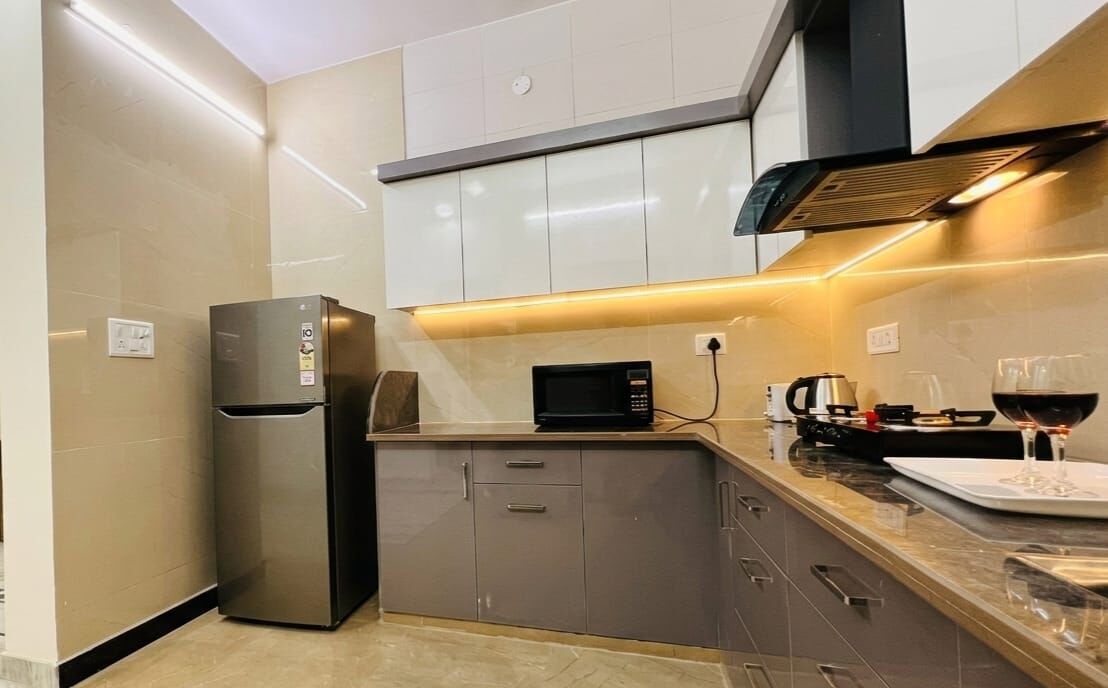 Rohini, Apartments, Flats, Houses & Villas, INR 8589/day,  1 BR,  650 Sq. Meter,  Fully Furnished Modern 2 BHK Rohini