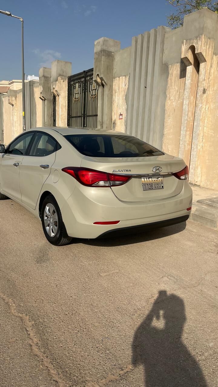 Al Shifa, Vehicles, Cars & Trucks , SAR 23000,  Hyundai Elantra,  2014,  Automatic,  420000 KM,  HUYNDAI ELENTRA  MODEL GOOD CONDITION SINGLE USAGE