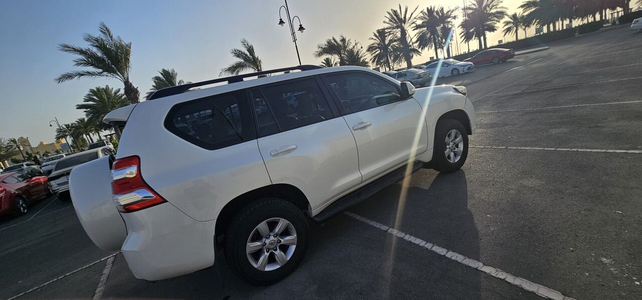 Manama, Vehicles, Cars & Trucks , BHD 1,  Toyota Prado,  2015,  Automatic,  358000 KM,   4 Sale, Excellent Condition