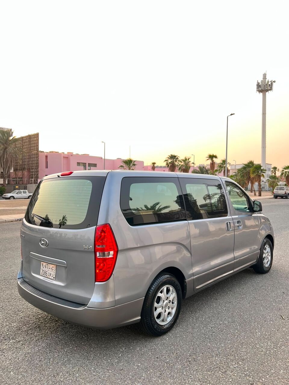 Jeddah, Vehicles, Cars & Trucks , SAR 28000,  Hyundai H1,  2014,  Automatic,  190 KM,  Car For Sell