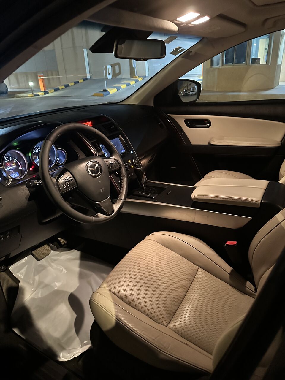 Al Murabba, Vehicles, Cars & Trucks , SAR 30,  Mazda CX-09,  2013,  Automatic,  105000 KM,    Model Good Condition Low Odometer
