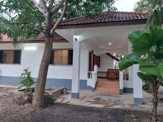 Bangkok, Villas, THB 26000,  400 Sq. Feet,  Garden House For Rent, 1 Rai, 2 Houses, Total 5 Bedrooms, 4 Bathrooms, Rent 26,000 Baht,