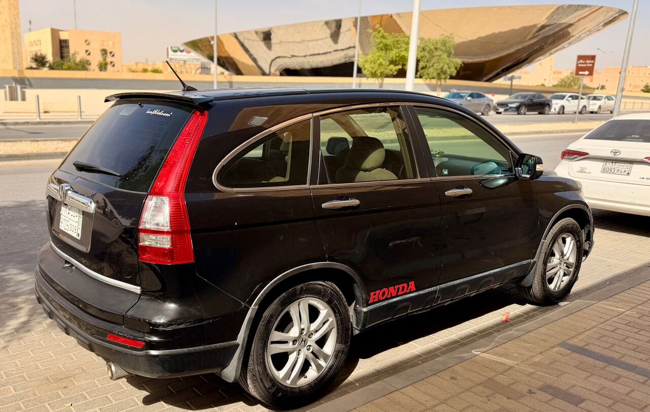 Riyadh, Vehicles, Cars & Trucks , SAR 21000,  Honda CR-V,  2010,  Automatic,  177000 KM,  Honda Crv Awd, Full Option Sunroof, New Tyres, Original Airbags, Non Accidental