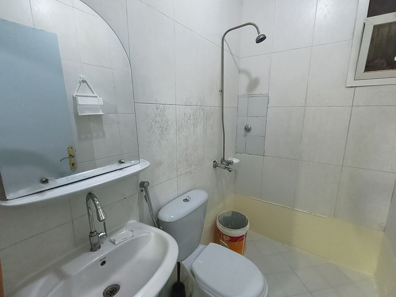 Hara, Bedspace For Rent, SAR 600/month,  Executive Bed Space In Fully Furnished Flat Near Tea-Shoes Hara, SIB-R1