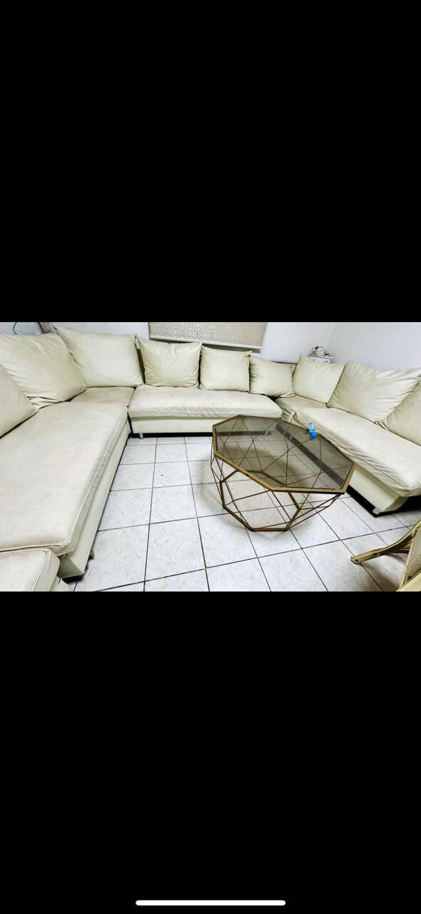 Riyadh, Household Items, SAR 600,  Sofa Set (leather) Easy To Clean