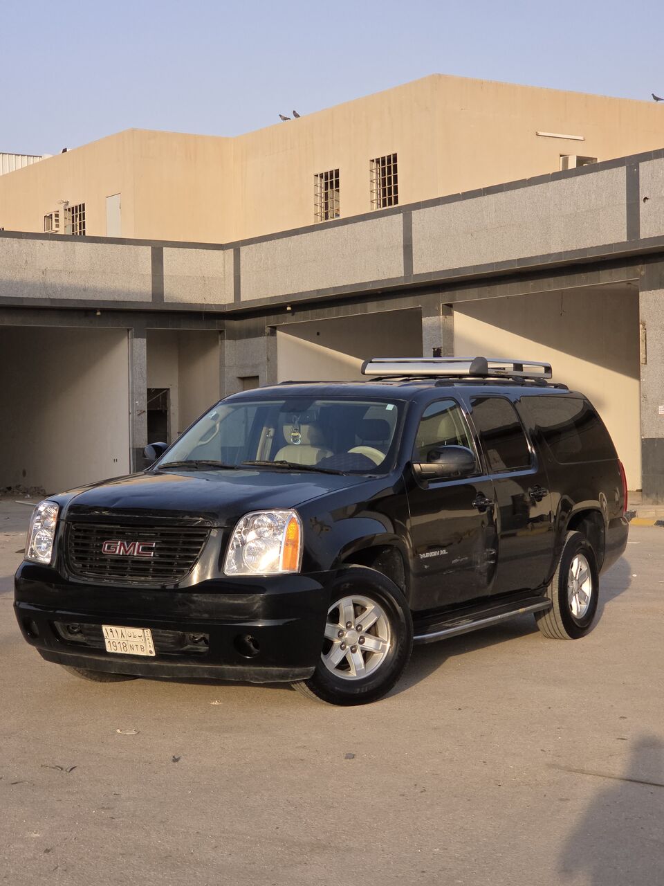 Riyadh, Vehicles, Cars & Trucks , SAR 35000,  Gmc Yukon XL,  2011,  Automatic,  460000 KM,  I Would Like To Sell My